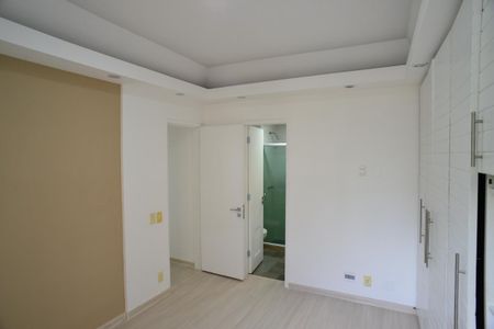 Apartamento para alugar com 132m², 4 quartos e 2 vagasSuíte
