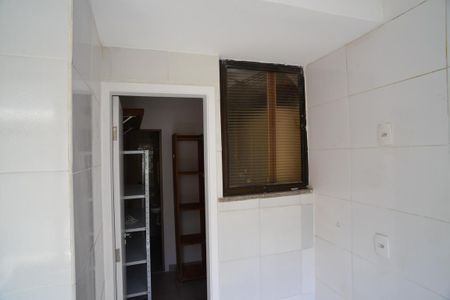Apartamento para alugar com 132m², 4 quartos e 2 vagasÁrea de Serviço