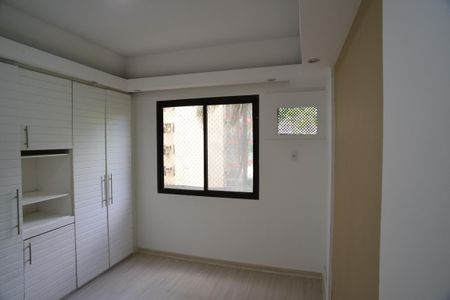 Apartamento para alugar com 132m², 4 quartos e 2 vagasSuíte