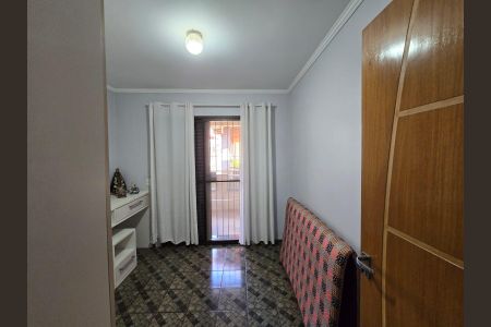 Casa à venda com 250m², 5 quartos e 4 vagasQuarto 02/ Casa 01 acesso a Varanda Gourmet 