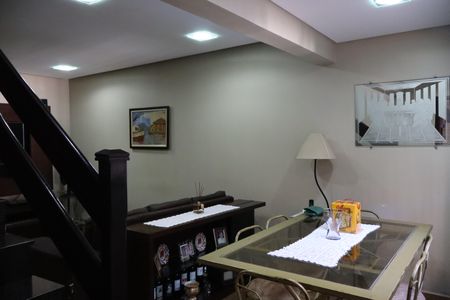 Casa à venda com 250m², 5 quartos e 4 vagasSala/ Casa 01