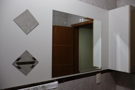 Casa à venda com 250m², 5 quartos e 4 vagasBanheiro Social 02/ Casa 01