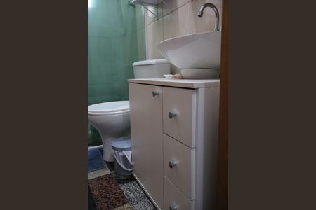 Casa à venda com 250m², 5 quartos e 4 vagasBanheiro Social /Casa 02