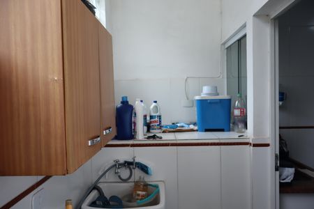 Casa à venda com 250m², 5 quartos e 4 vagasÁrea de Serviço / Casa 02