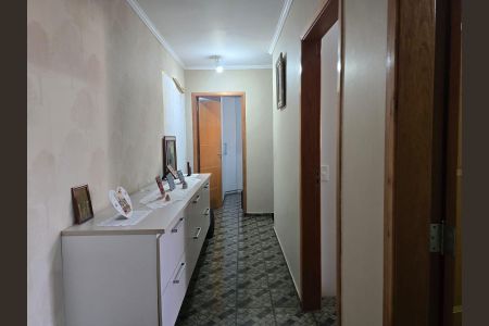 Casa à venda com 250m², 5 quartos e 4 vagasCorredor Quartos / Casa 01