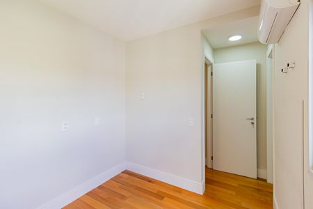 Apartamento para alugar com 113m², 3 quartos e 2 vagasSuíte 2