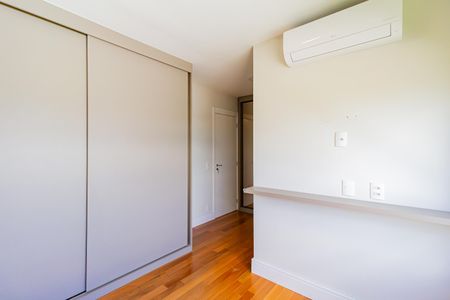 Apartamento para alugar com 113m², 3 quartos e 2 vagasSuíte 1