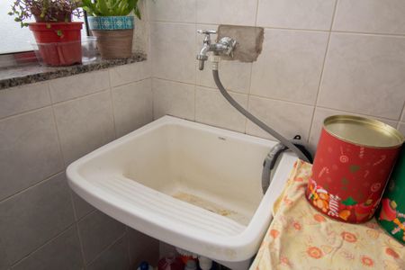 Apartamento para alugar com 57m², 2 quartos e 1 vagaÁrea de Serviço