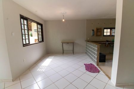 Sala de casa de condomínio para alugar com 3 quartos, 160m² em Várzea das Moças, Niterói