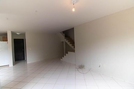 Sala de casa de condomínio para alugar com 3 quartos, 160m² em Várzea das Moças, Niterói