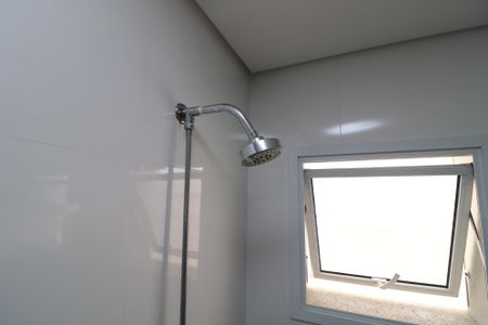 Casa à venda com 210m², 3 quartos e 4 vagasBanheiro da Suíte 2