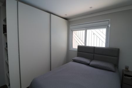 Casa à venda com 210m², 3 quartos e 4 vagasSuite 2