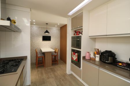 Casa à venda com 210m², 3 quartos e 4 vagasCozinha