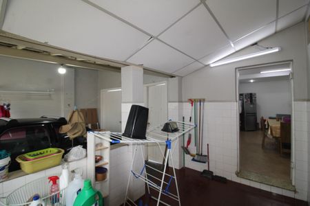 Casa à venda com 170m², 2 quartos e 4 vagasÁrea de Serviço