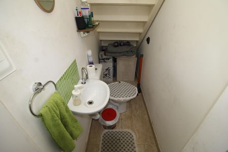 Casa à venda com 170m², 2 quartos e 4 vagasLavabo