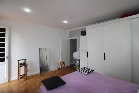 Casa à venda com 170m², 2 quartos e 4 vagasQuarto 2