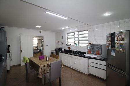 Casa à venda com 170m², 2 quartos e 4 vagasCozinha