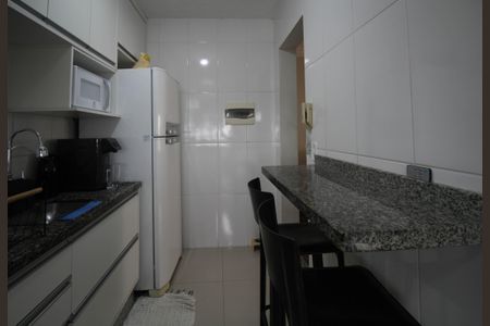 Apartamento à venda com 47m², 2 quartos e 1 vaga Apartamento à venda com 47m², 2 quartos e 1 vagaCozinha