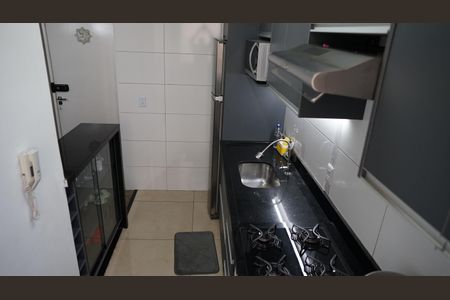Cozinha de apartamento para alugar com 2 quartos, 57m² em Jardim Presidente Dutra, Guarulhos