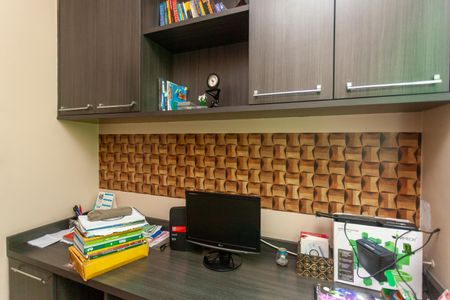 Casa à venda com 136m², 3 quartos e 2 vagasEscritório