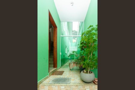 Casa à venda com 136m², 3 quartos e 2 vagasEntrada