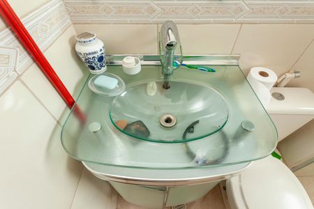 Casa à venda com 136m², 3 quartos e 2 vagasBanheiro da Suíte 1