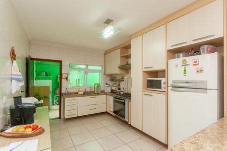 Casa à venda com 136m², 3 quartos e 2 vagasCozinha