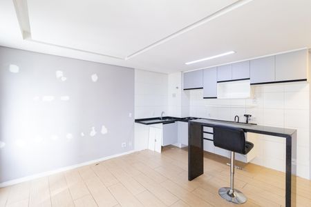 Sala de apartamento para alugar com 1 quarto, 35m² em Presidente Altino, Osasco