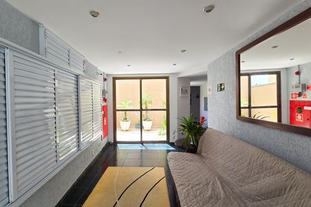 Apartamento para alugar com 100m², 2 quartos e 2 vagas Apartamento para alugar com 100m², 2 quartos e 2 vagasÁrea comum - Hall