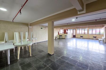 Apartamento para alugar com 100m², 2 quartos e 2 vagas Apartamento para alugar com 100m², 2 quartos e 2 vagasÁrea comum - Salão de festas