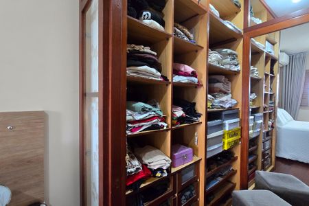 Apartamento para alugar com 100m², 2 quartos e 2 vagas Apartamento para alugar com 100m², 2 quartos e 2 vagasCloset - Suíte