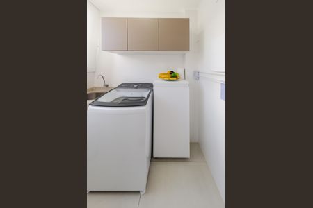 Área de serviço de apartamento à venda com 2 quartos, 55m² em Padre Eustáquio, Belo Horizonte