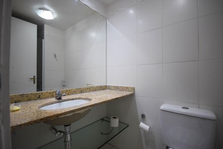 Apartamento para alugar com 96m², 3 quartos e 2 vagas Apartamento para alugar com 96m², 3 quartos e 2 vagasBanheiro