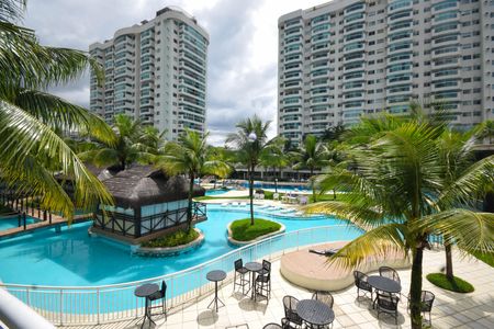 Apartamento para alugar com 96m², 3 quartos e 2 vagas Apartamento para alugar com 96m², 3 quartos e 2 vagasÁrea comum - Piscina