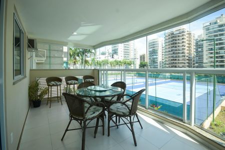 Apartamento para alugar com 96m², 3 quartos e 2 vagas