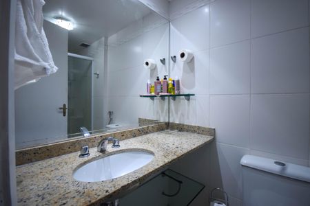 Apartamento para alugar com 96m², 3 quartos e 2 vagas Apartamento para alugar com 96m², 3 quartos e 2 vagasBanheiro da Suíte