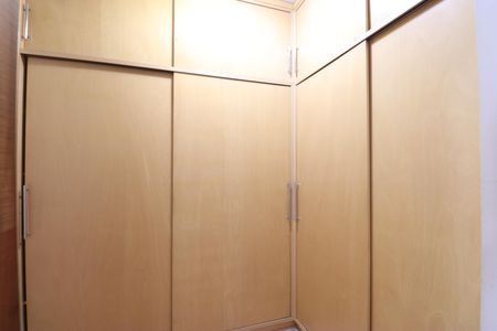 Apartamento para alugar com 106m², 3 quartos e 2 vagasCloset