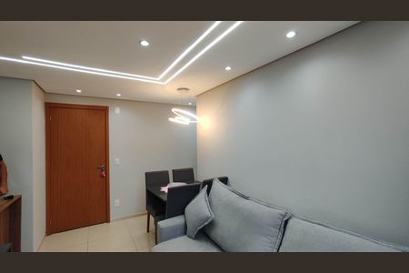Sala de apartamento para alugar com 2 quartos, 45m² em Colônia (zona Leste), São Paulo