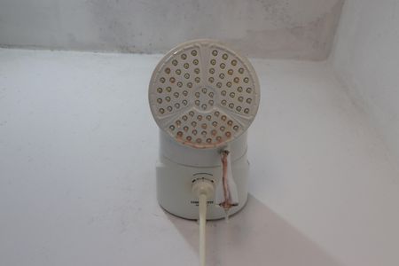 Casa à venda com 60m², 2 quartos e 2 vagasBanheiro 1