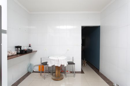 Casa para alugar com 80m², 2 quartos e 2 vagas Casa para alugar com 80m², 2 quartos e 2 vagasCozinha