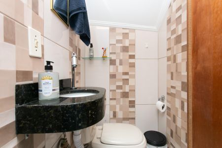 Casa para alugar com 80m², 2 quartos e 2 vagas Casa para alugar com 80m², 2 quartos e 2 vagasLavabo