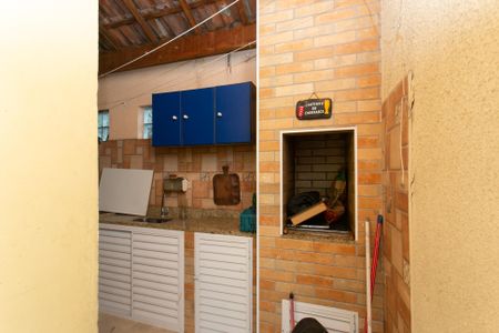 Casa para alugar com 80m², 2 quartos e 2 vagas Casa para alugar com 80m², 2 quartos e 2 vagasÁrea de Serviço - Churrasqueira