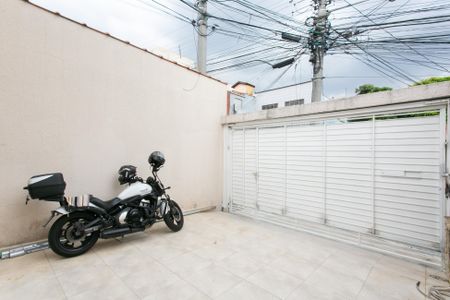 Casa para alugar com 80m², 2 quartos e 2 vagas Casa para alugar com 80m², 2 quartos e 2 vagasGaragem