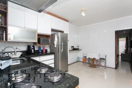 Casa para alugar com 80m², 2 quartos e 2 vagas Casa para alugar com 80m², 2 quartos e 2 vagasCozinha