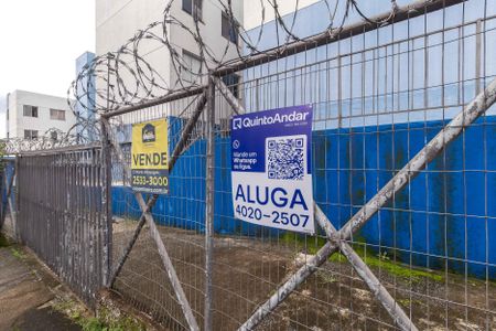 Apartamento para alugar com 42m², 2 quartos e 1 vaga Apartamento para alugar com 42m², 2 quartos e 1 vagaPlaca QuintoAndar VRIB-94