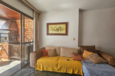 Apartamento para alugar com 150m², 4 quartos e 1 vaga