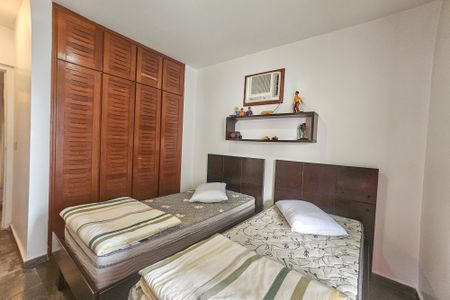 Apartamento para alugar com 150m², 4 quartos e 1 vaga