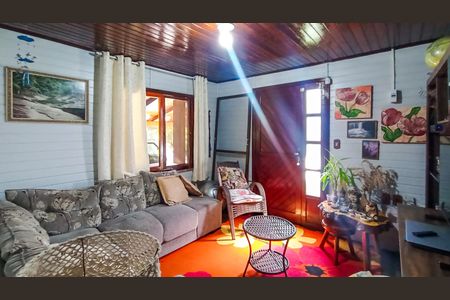 Casa para alugar com 5 quartos, 1800m² em Chapéu do Sol, Porto Alegre