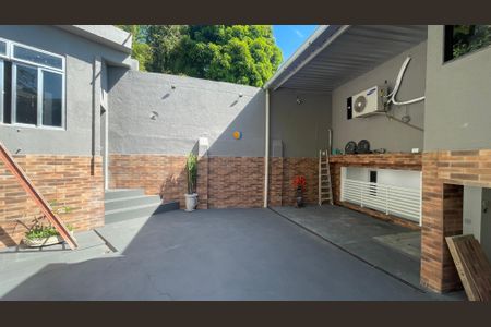 Casa para alugar com 350m², 3 quartos e sem vaga Casa para alugar com 350m², 3 quartos e sem vagaQuintal