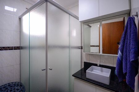 Apartamento à venda com 74m², 3 quartos e 1 vaga Apartamento à venda com 74m², 3 quartos e 1 vagaBanheiro Social
